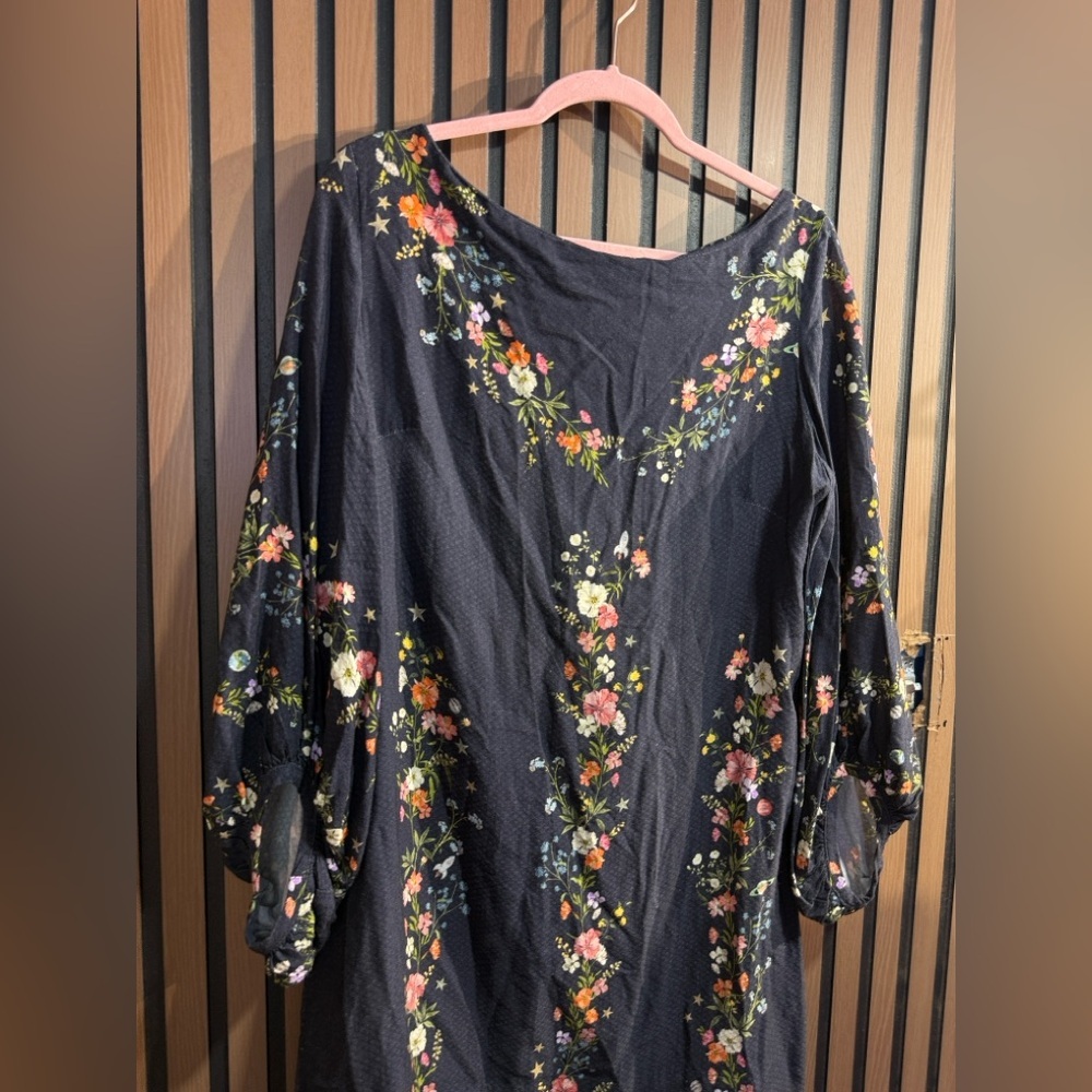 Farm Floral Black Top Sz L - Picture 3 of 11